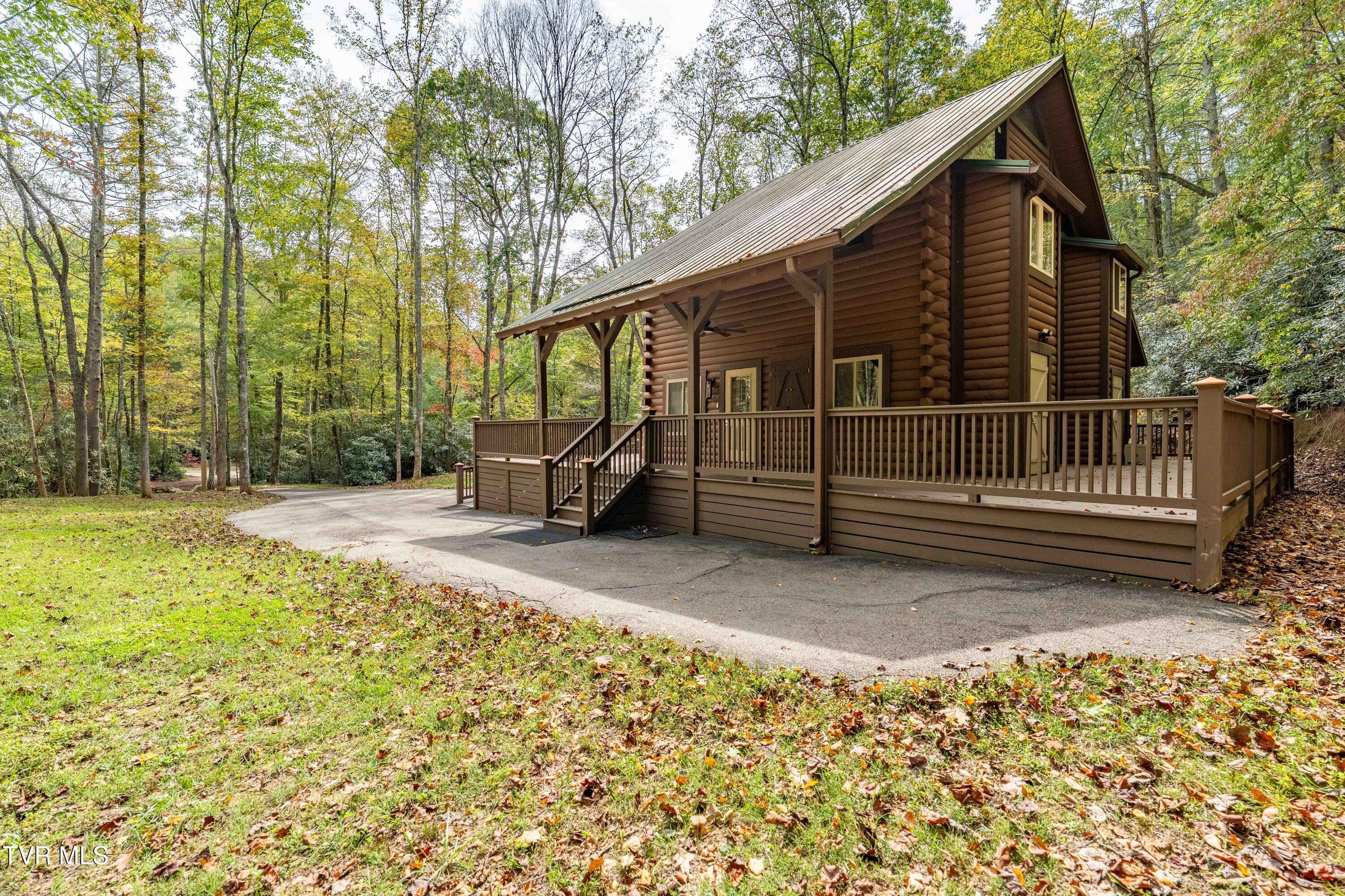 268 A Moreland Drive Butler, TN 37640 - Photo 47 of 65 268 Moreland Dr (8 of 65)