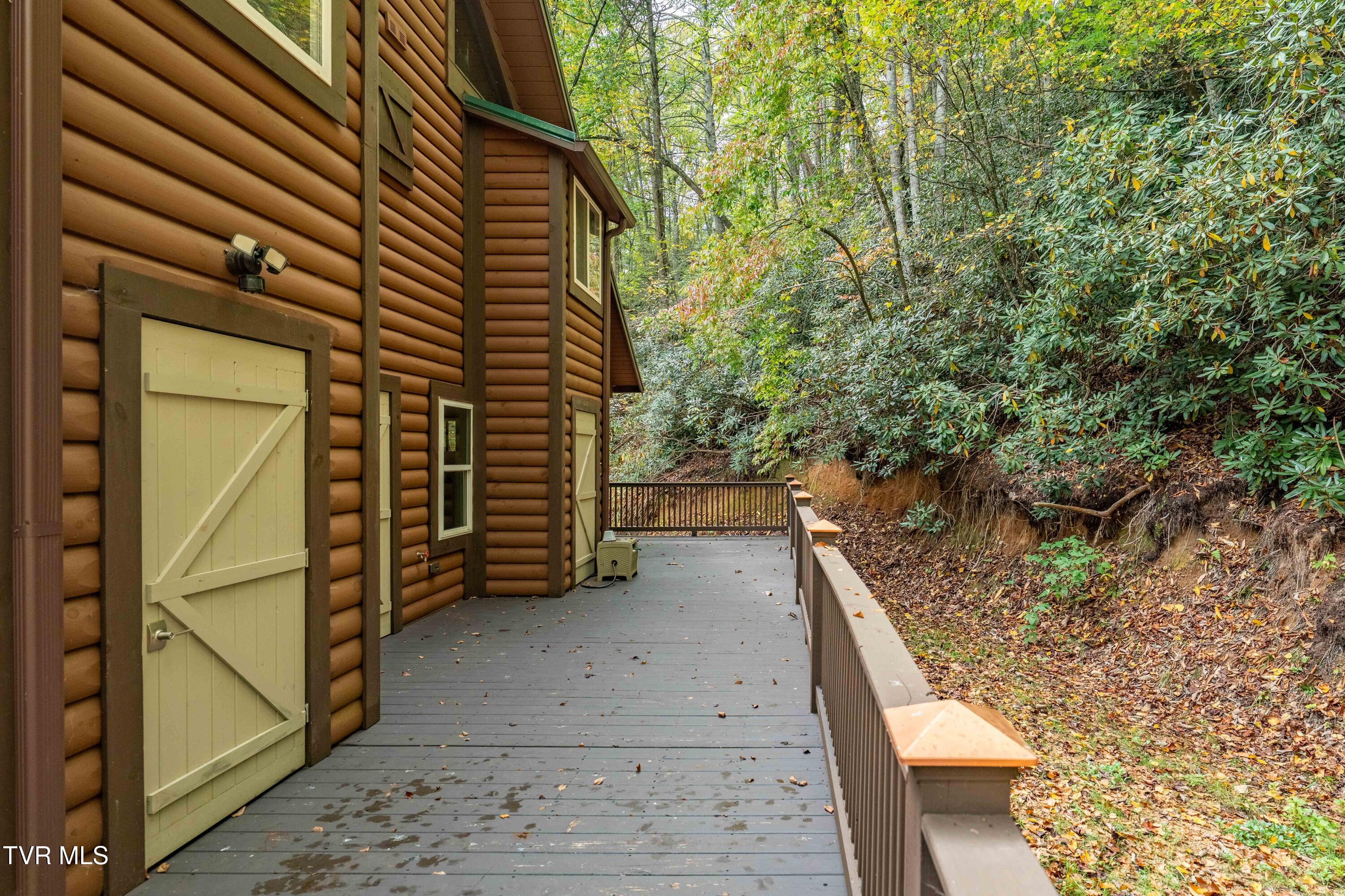 268 A Moreland Drive Butler, TN 37640 - Photo 51 of 65 268 Moreland Dr (13 of 65)