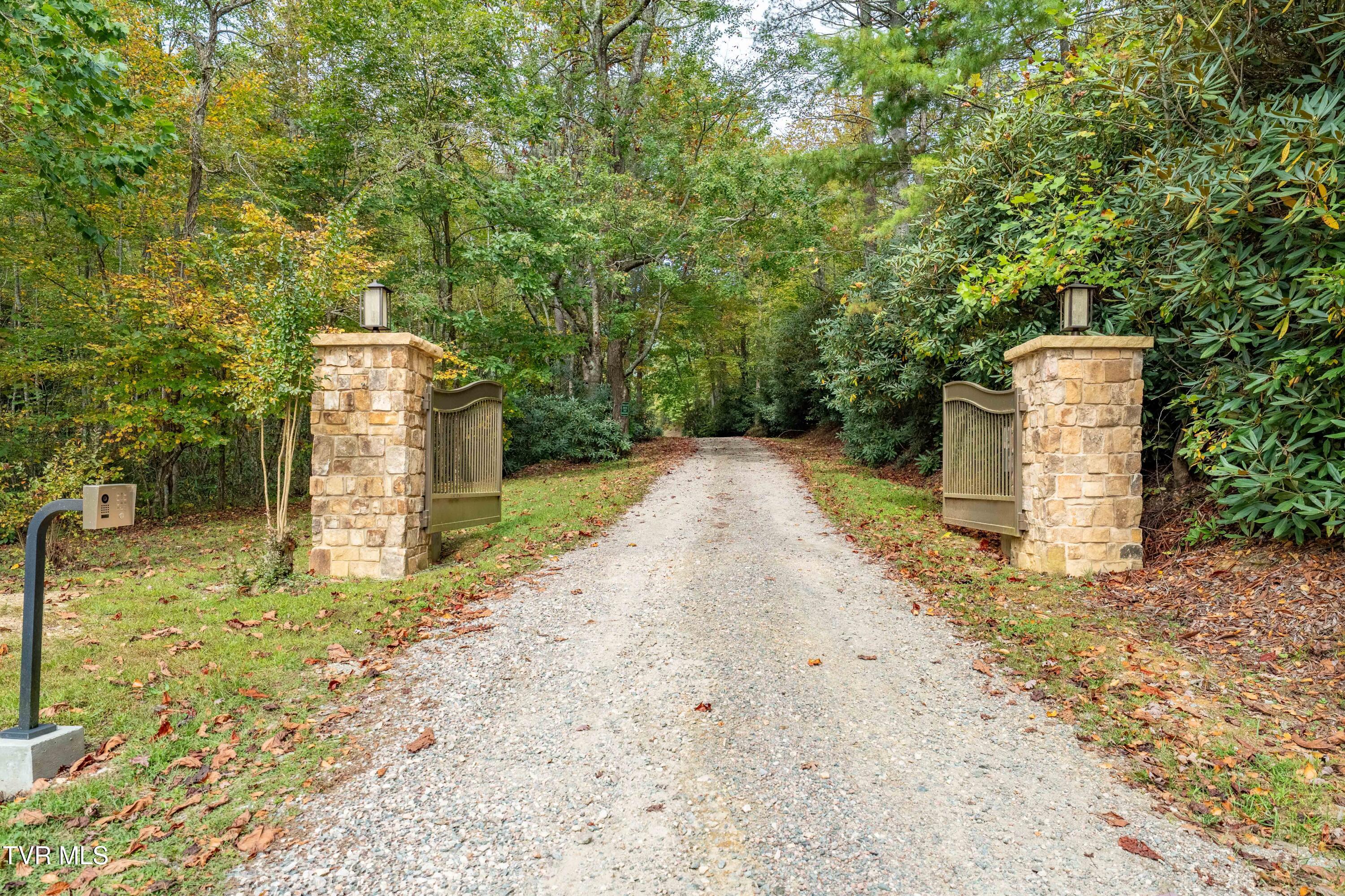 268 A Moreland Drive Butler, TN 37640 - Photo 64 of 65 268 Moreland Dr (42 of 65)