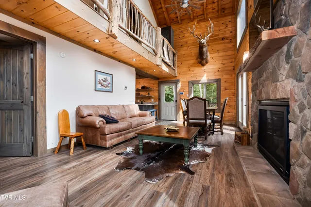 $595,000 | 268 A Moreland Drive, Butler, TN 37640