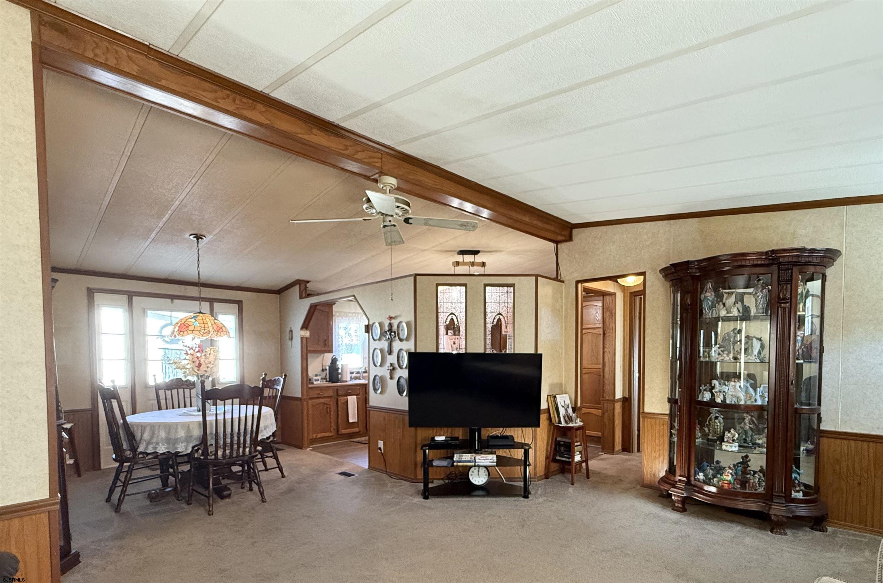 443 Priscilla Lane Buena, NJ 08310 - Photo 6 of 37 a view of living room with furniture and a flat screen tv