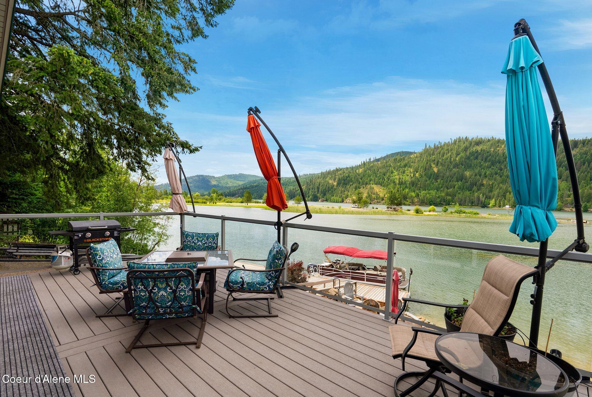 36 Gosling Point Priest River, ID 83856 - Photo 39 of 71 Expansive deck