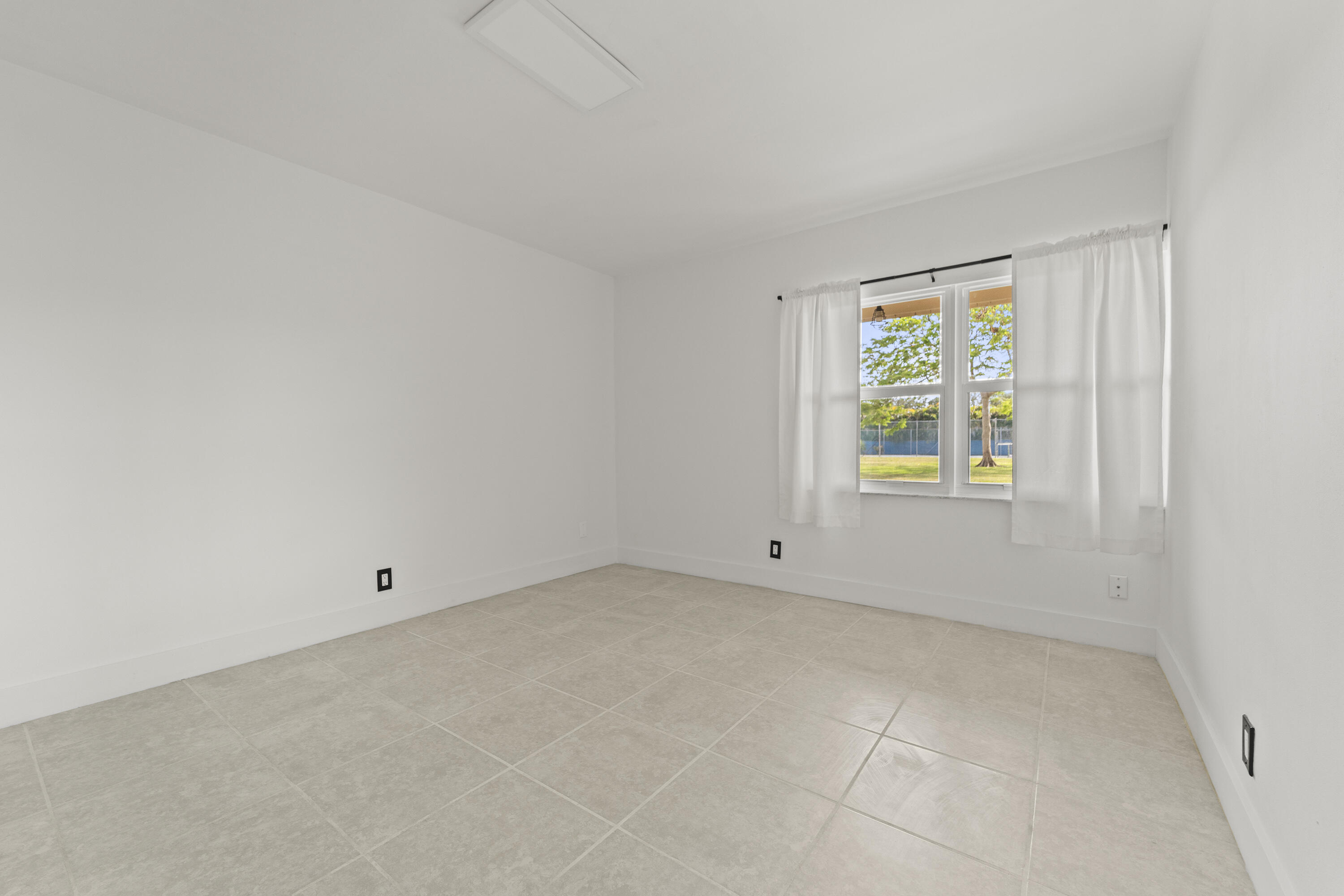 9500 Southwest 3rd Street, Unit 130 Boca Raton, FL 33428 - Photo 8 of 35 9500 SW 3rd Street B 8-3