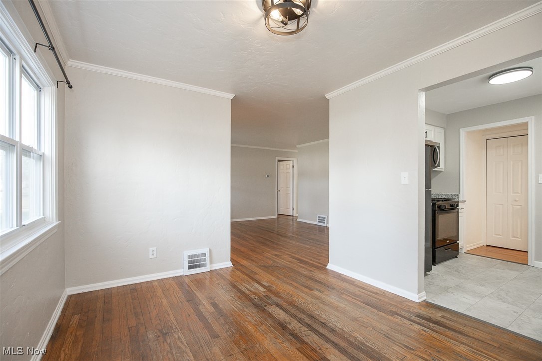 455 Metcalf Road Elyria, OH 44035 - Photo 7 of 25 Gallery Image 7
