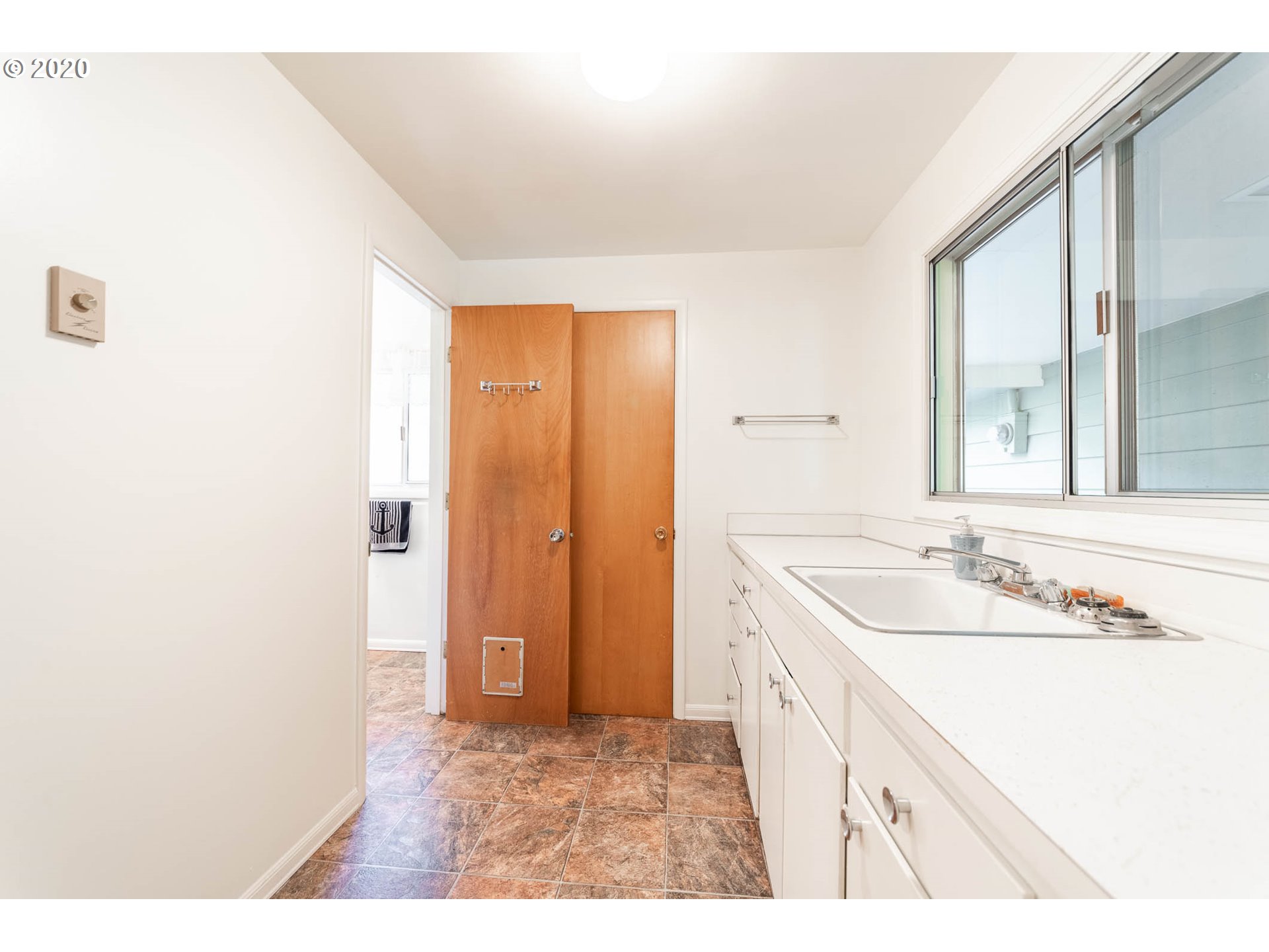 41003 Deerhorn Road Springfield, OR 97478 - Photo 11 of 31 Gallery Image 11