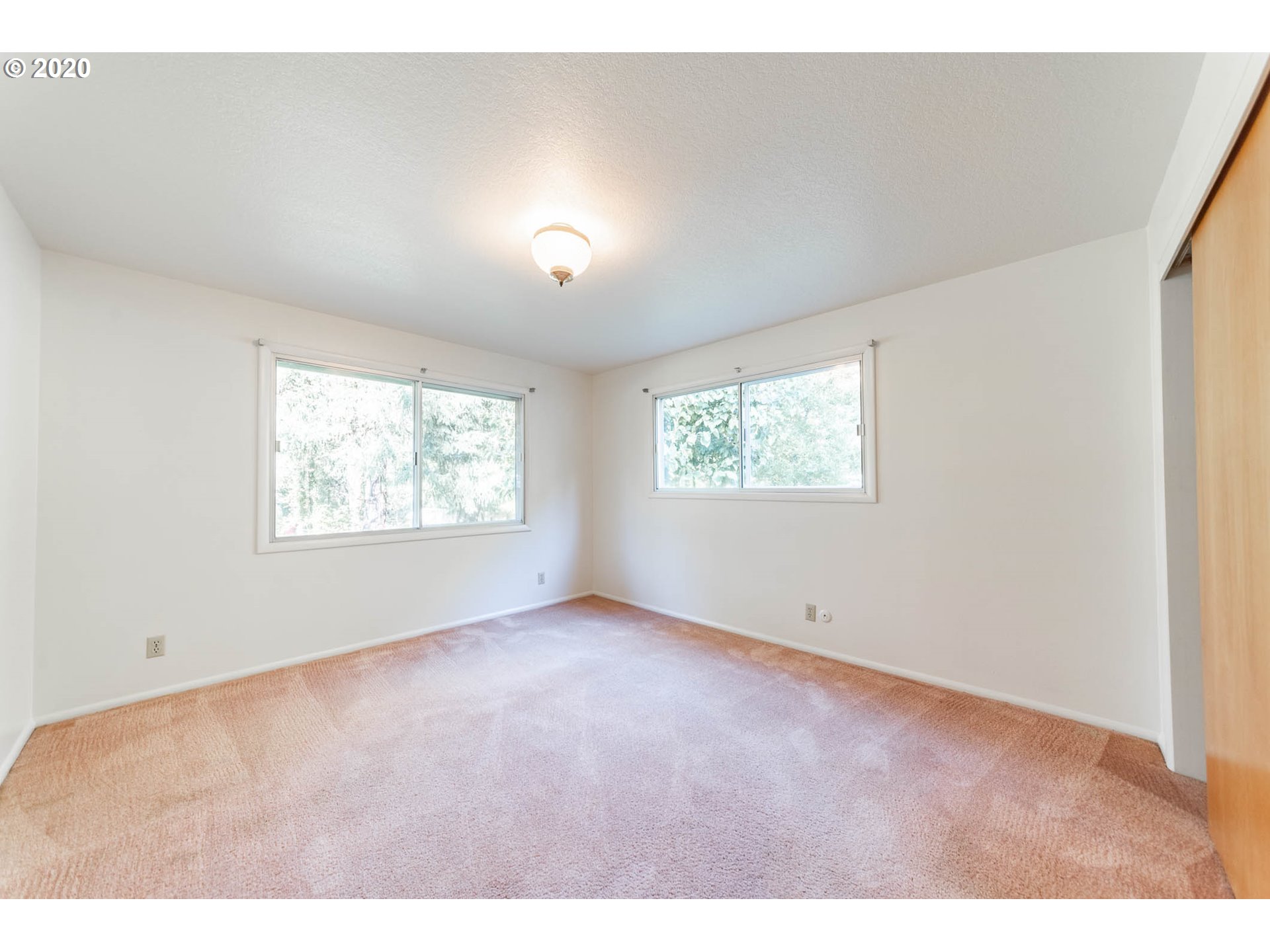 41003 Deerhorn Road Springfield, OR 97478 - Photo 19 of 31 Gallery Image 19