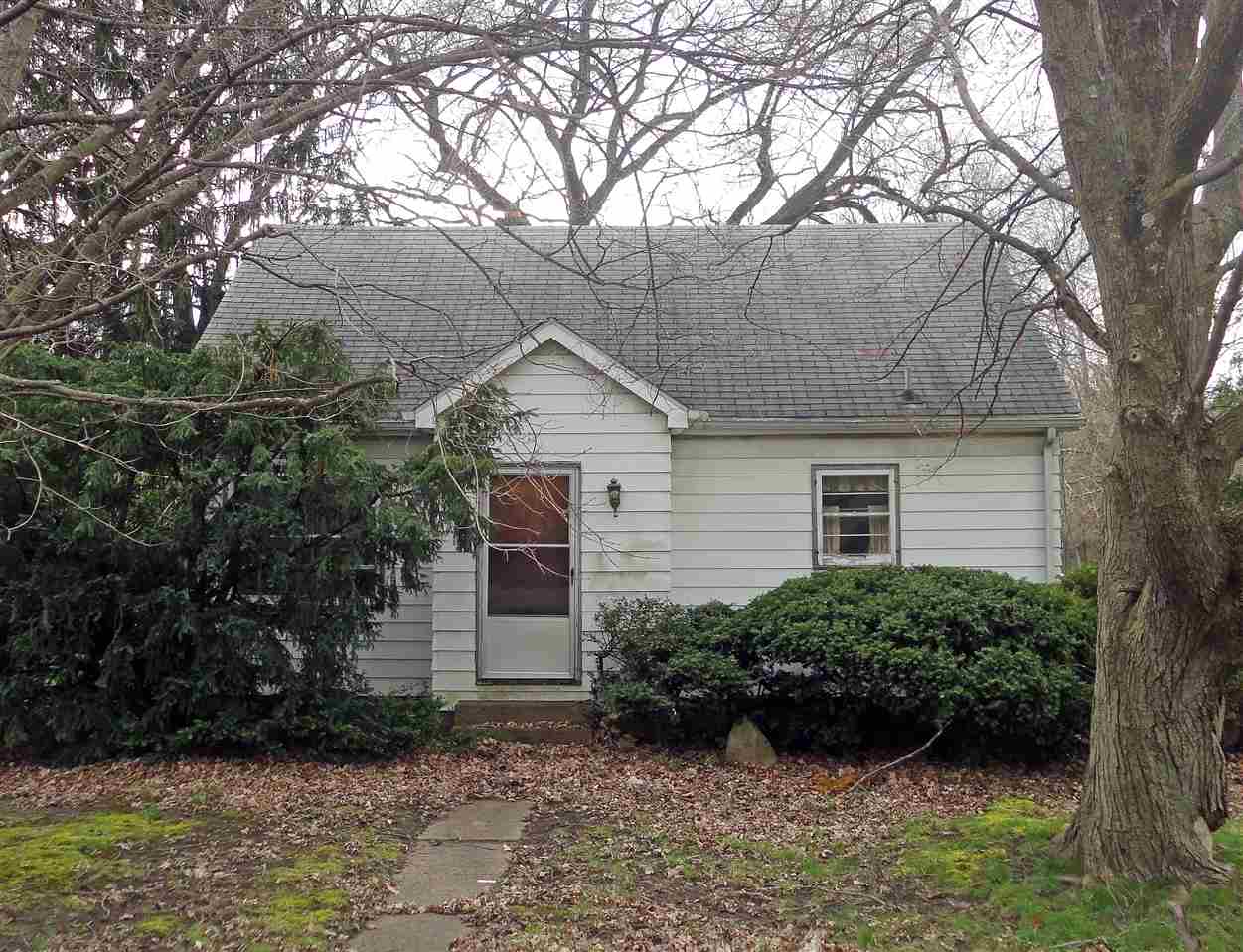 55837 Mayflower Road South Bend, IN 46619 - Photo 1 of 22 Gallery Image 1