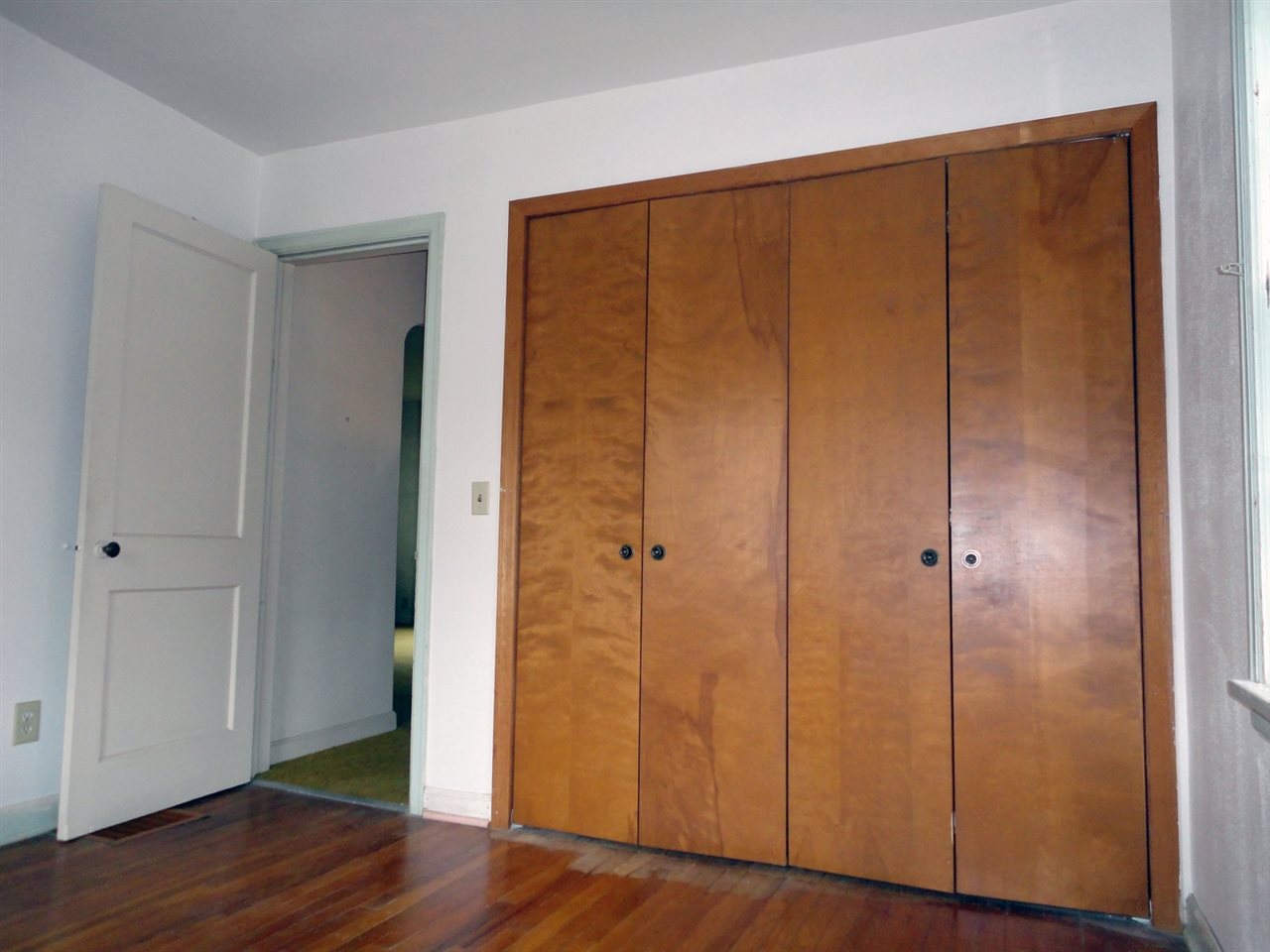 55837 Mayflower Road South Bend, IN 46619 - Photo 11 of 22 Gallery Image 11