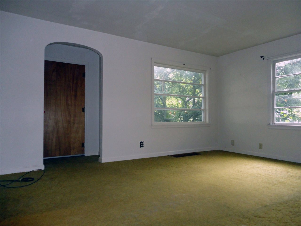 55837 Mayflower Road South Bend, IN 46619 - Photo 3 of 22 Gallery Image 3
