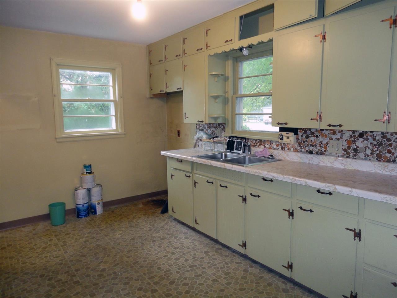 55837 Mayflower Road South Bend, IN 46619 - Photo 6 of 22 Gallery Image 6