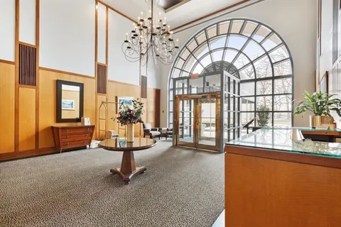 $979,000 | 170 Tremont Street, Unit 504, Boston, MA 02111