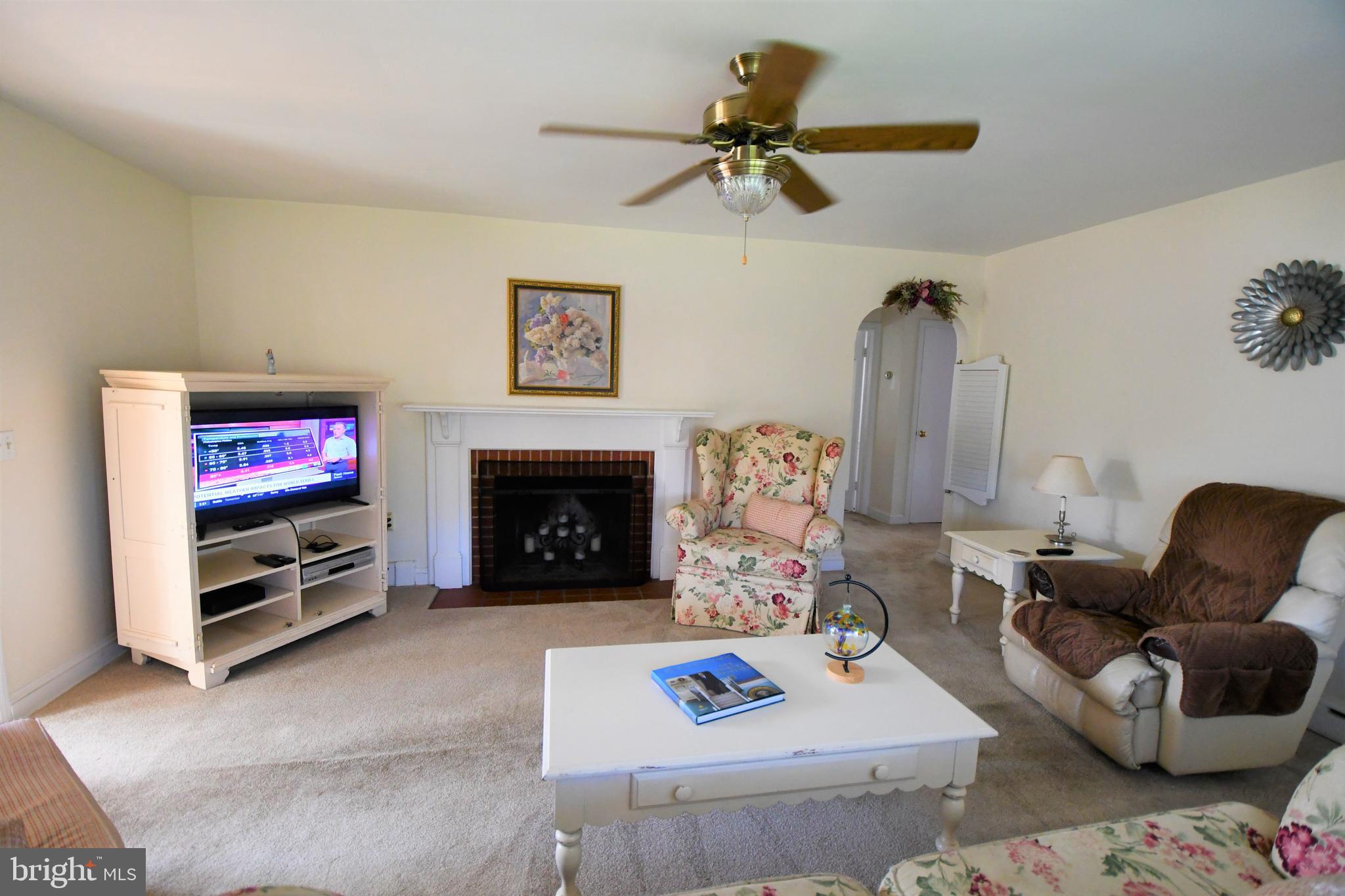 3033 Windy Bush Road New Hope, PA 18938 - Photo 7 of 39 Living room bright & sunny