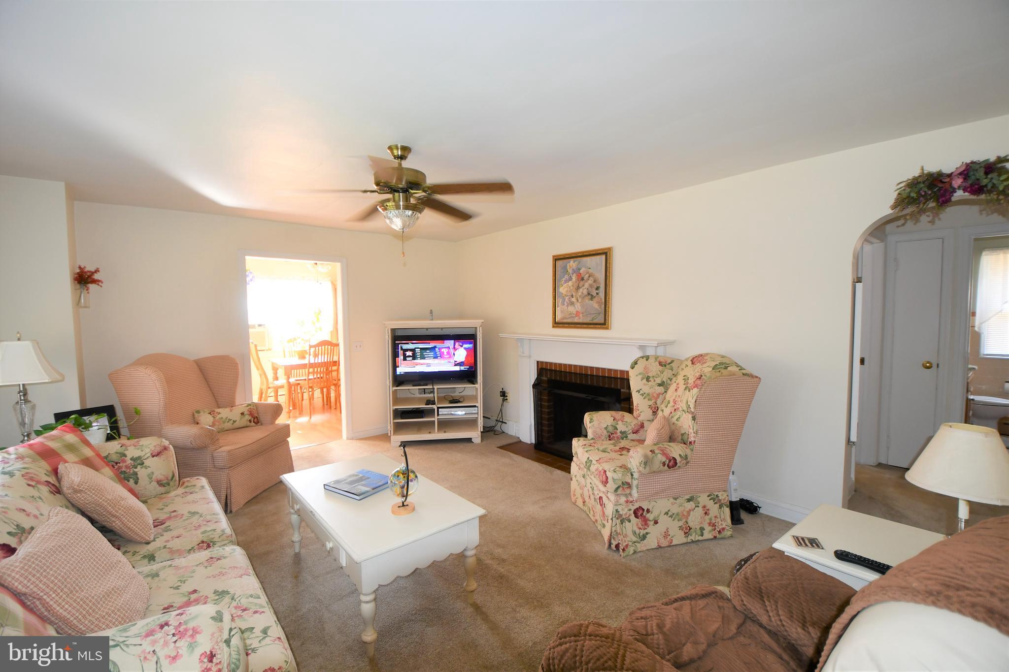 3033 Windy Bush Road New Hope, PA 18938 - Photo 8 of 39