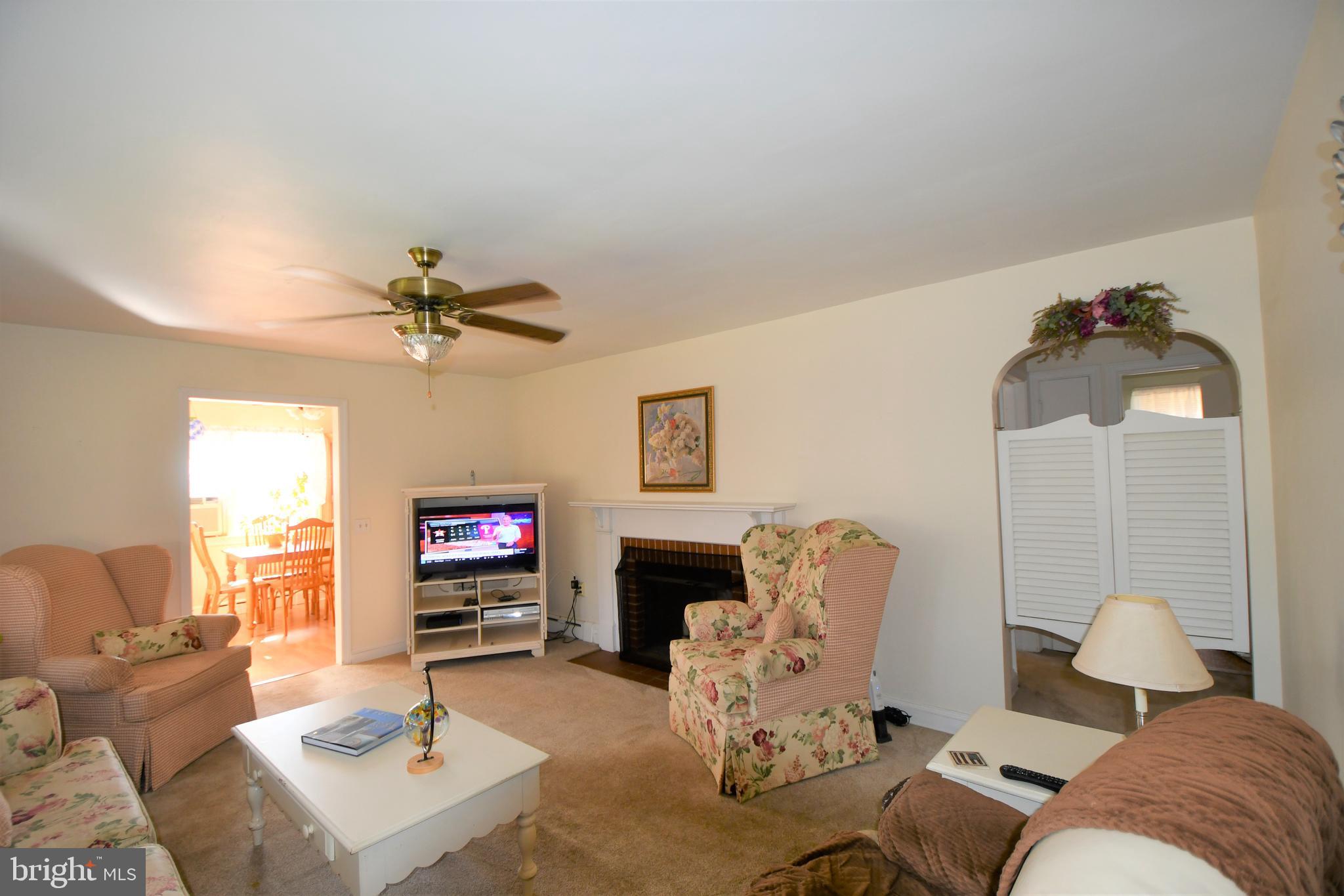 3033 Windy Bush Road New Hope, PA 18938 - Photo 10 of 39