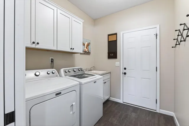 $395,000 | 26042 24th Street West, Zimmerman, MN 55398