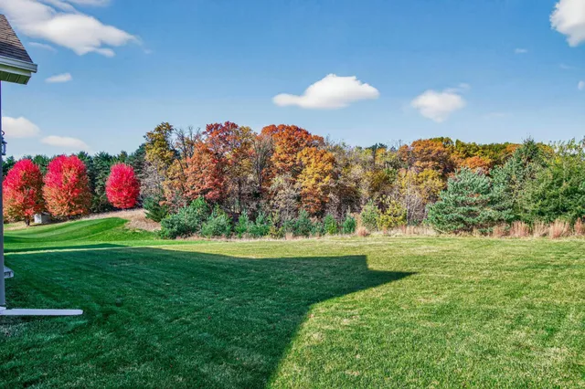 $395,000 | 26042 24th Street West, Zimmerman, MN 55398