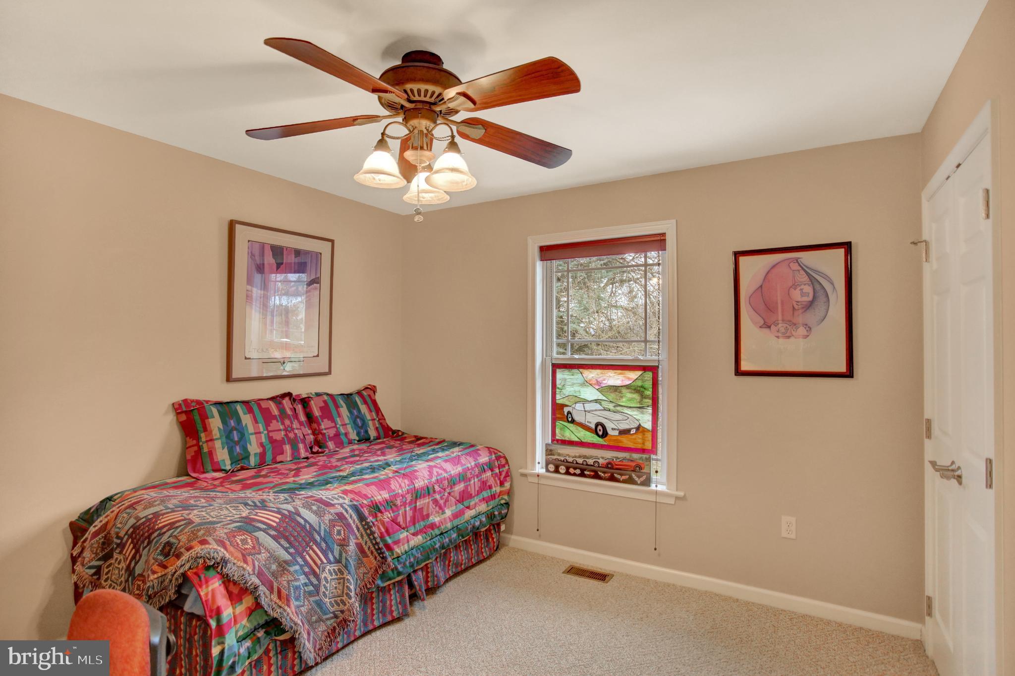 23 Orion Road Boiling Springs, PA 17007 - Photo 25 of 36 Bedroom 2 - stained glass is reserved