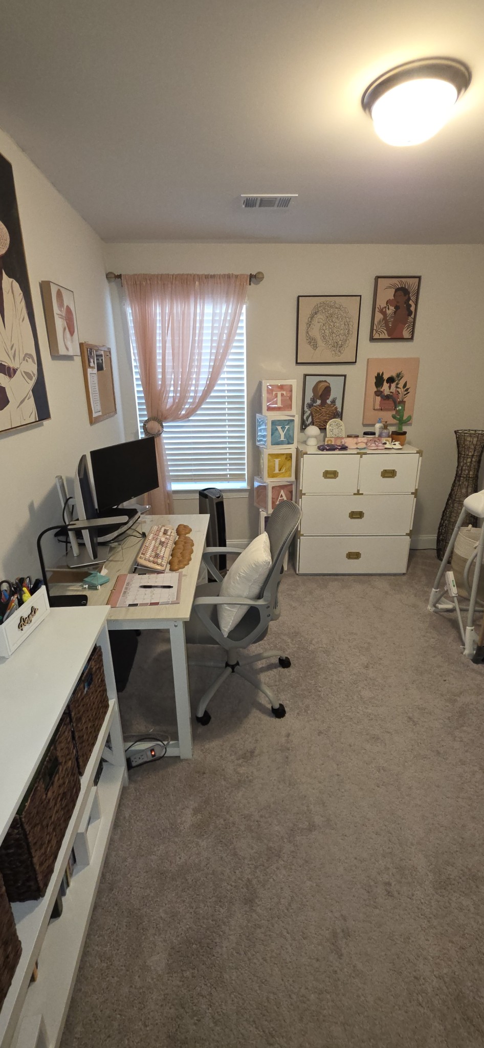 751 Prairie View Drive Columbia, TN 38401 - Photo 22 of 34 a workspace with furniture and a window