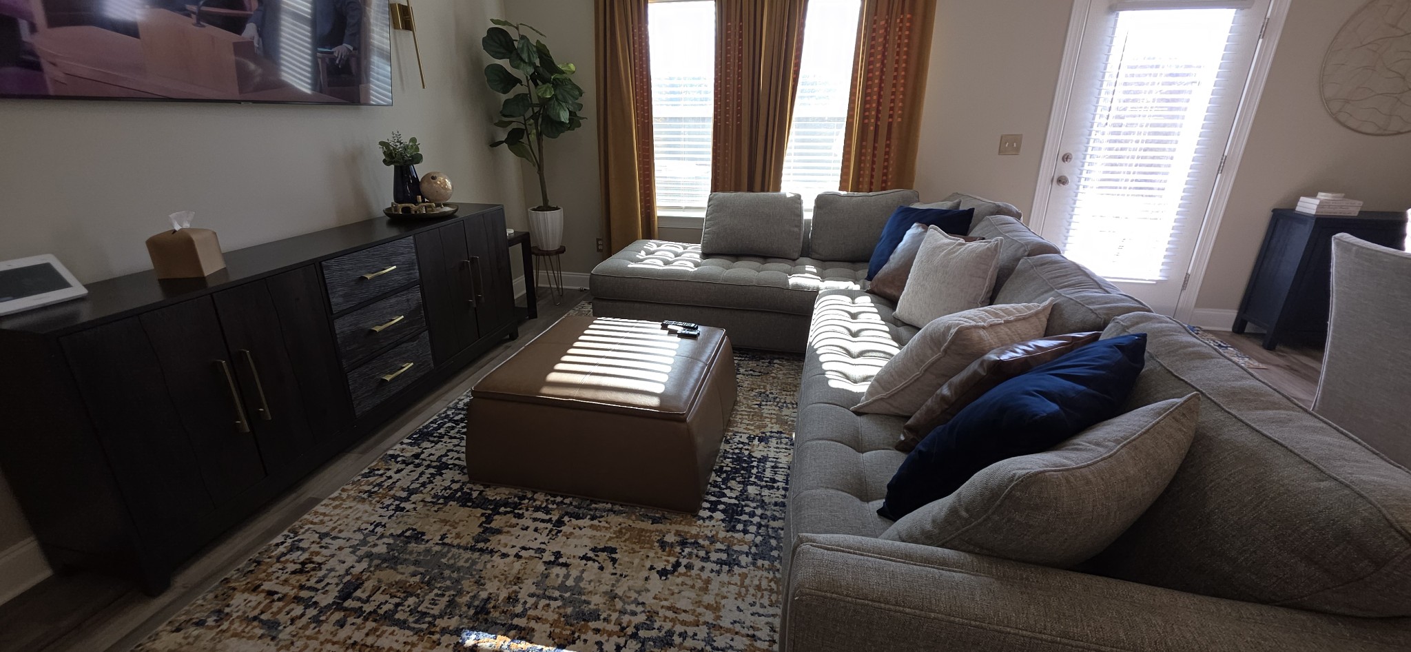 751 Prairie View Drive Columbia, TN 38401 - Photo 5 of 34 a living room with furniture and a flat screen tv