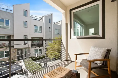 $1,275,000 | 5606 East Alloway Court, Los Angeles, CA 90042