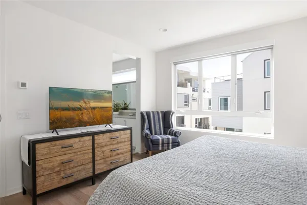 $1,275,000 | 5606 East Alloway Court, Los Angeles, CA 90042