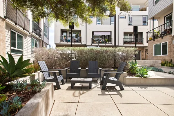 $1,275,000 | 5606 East Alloway Court, Los Angeles, CA 90042