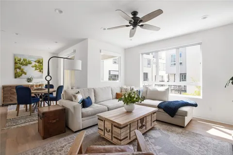 $1,275,000 | 5606 East Alloway Court, Los Angeles, CA 90042