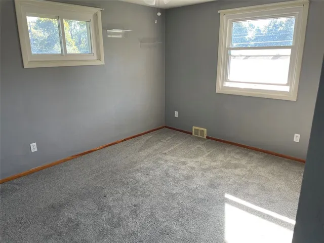 $32,400 | 524 Winston Drive, Endicott, NY 13760