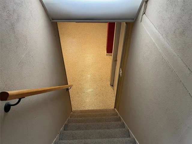 $32,400 | 524 Winston Drive, Endicott, NY 13760