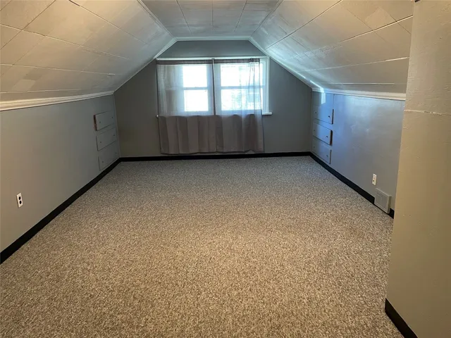 $32,400 | 524 Winston Drive, Endicott, NY 13760