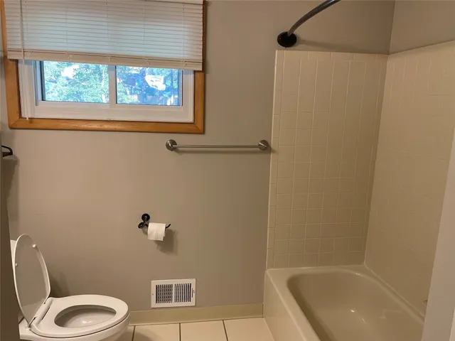 $32,400 | 524 Winston Drive, Endicott, NY 13760