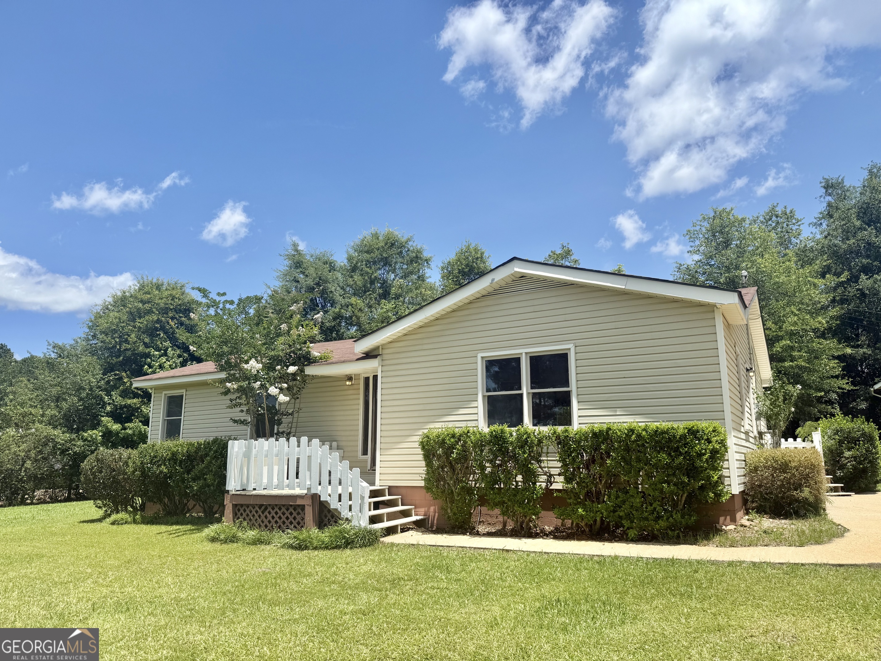 547 Hines Road LaGrange, GA 30241 - Photo 3 of 17