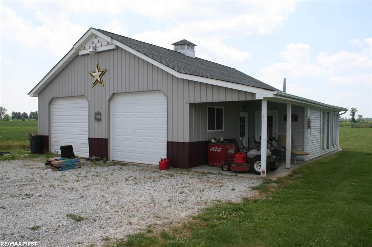 881 Riley Center Road Memphis, MI 48041 - Photo 35 of 43 31325550-34.JPG
