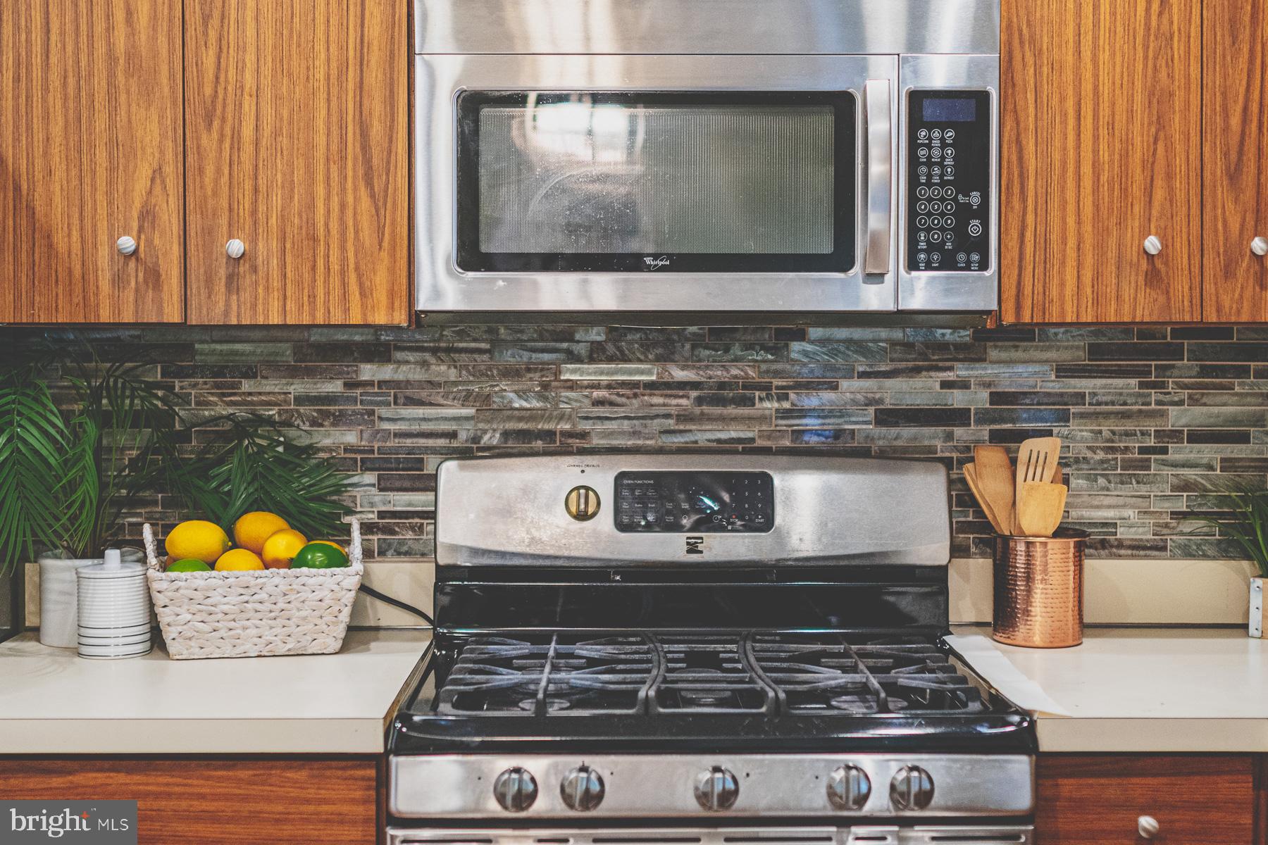 9073 Blarney Stone Drive Springfield, VA 22152 - Photo 24 of 47