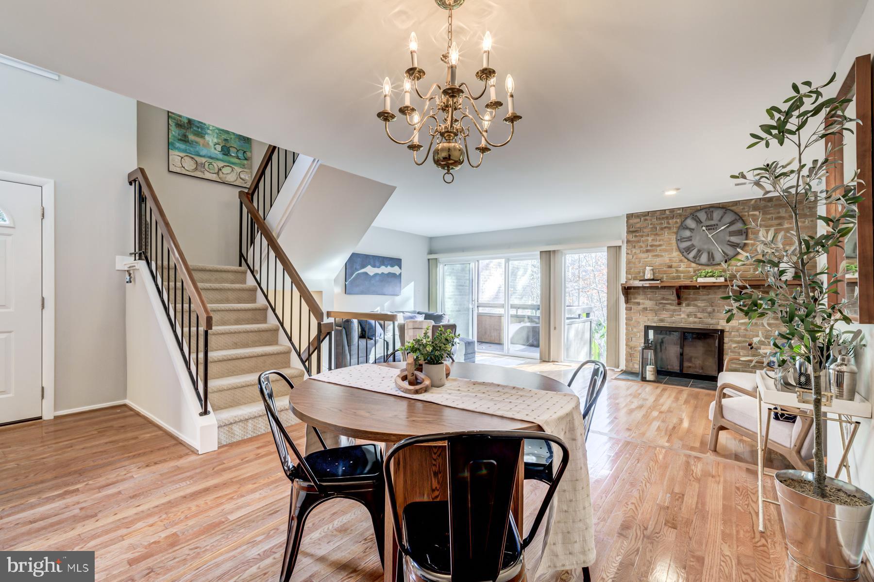 9073 Blarney Stone Drive Springfield, VA 22152 - Photo 3 of 47