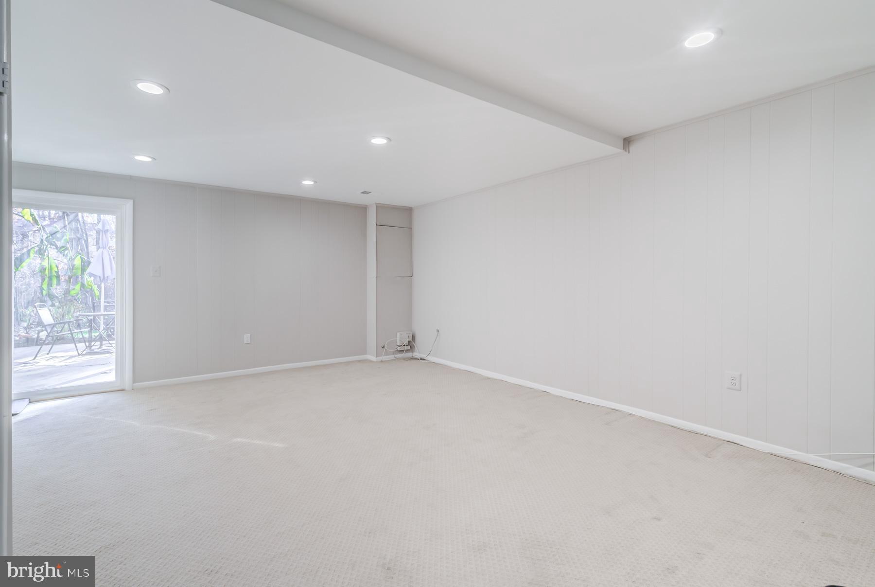 9073 Blarney Stone Drive Springfield, VA 22152 - Photo 40 of 47