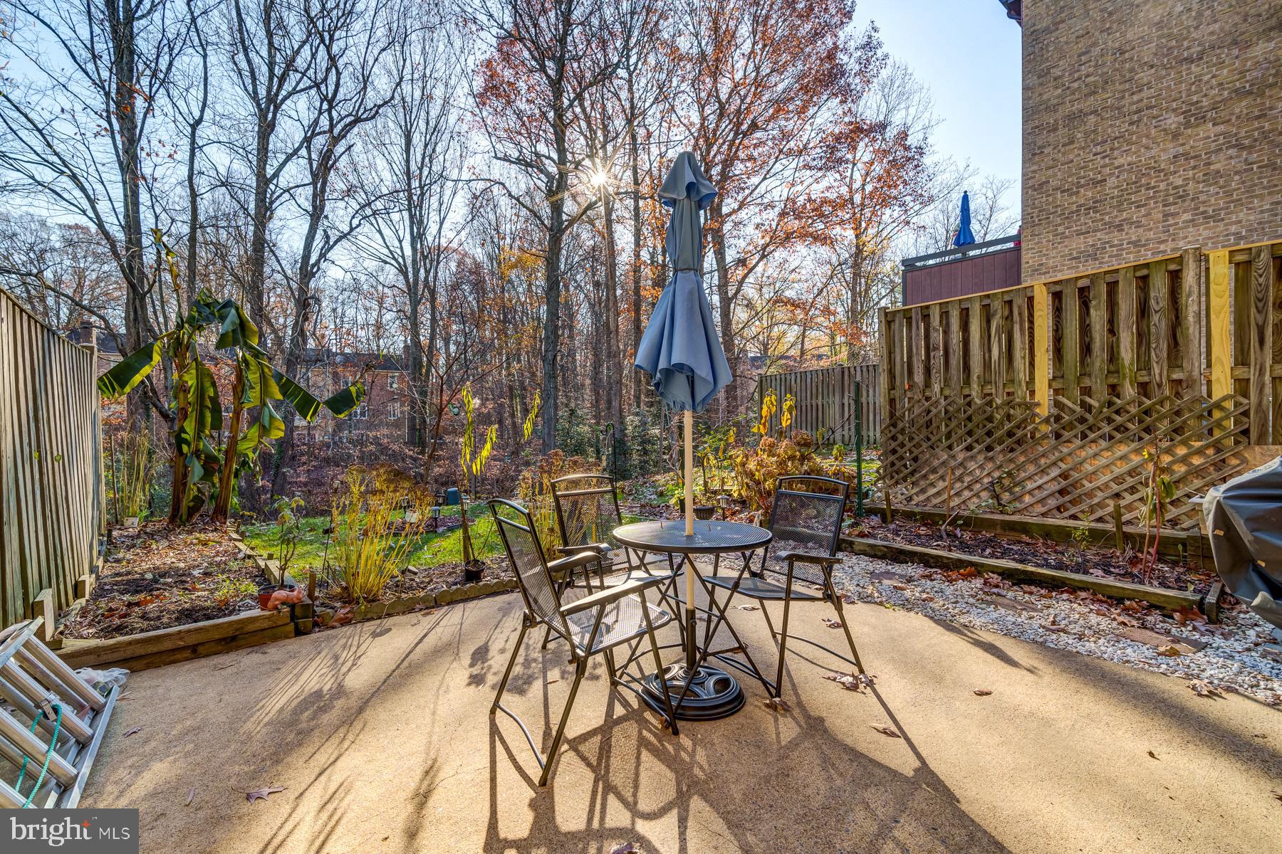 9073 Blarney Stone Drive Springfield, VA 22152 - Photo 5 of 47