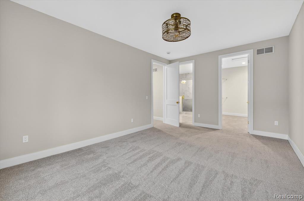 546 Maplehill Road Rochester Hills, MI 48306 - Photo 36 of 52