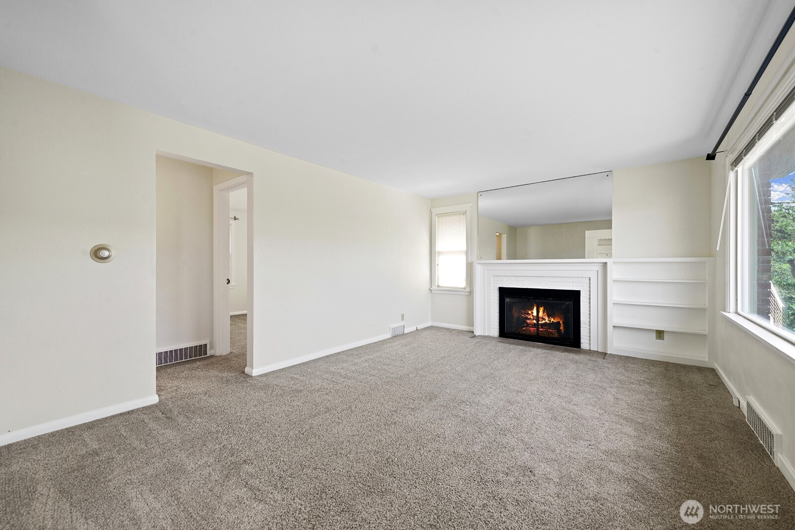 3604 Beach Drive Southwest Seattle, WA 98116 - Photo 6 of 37