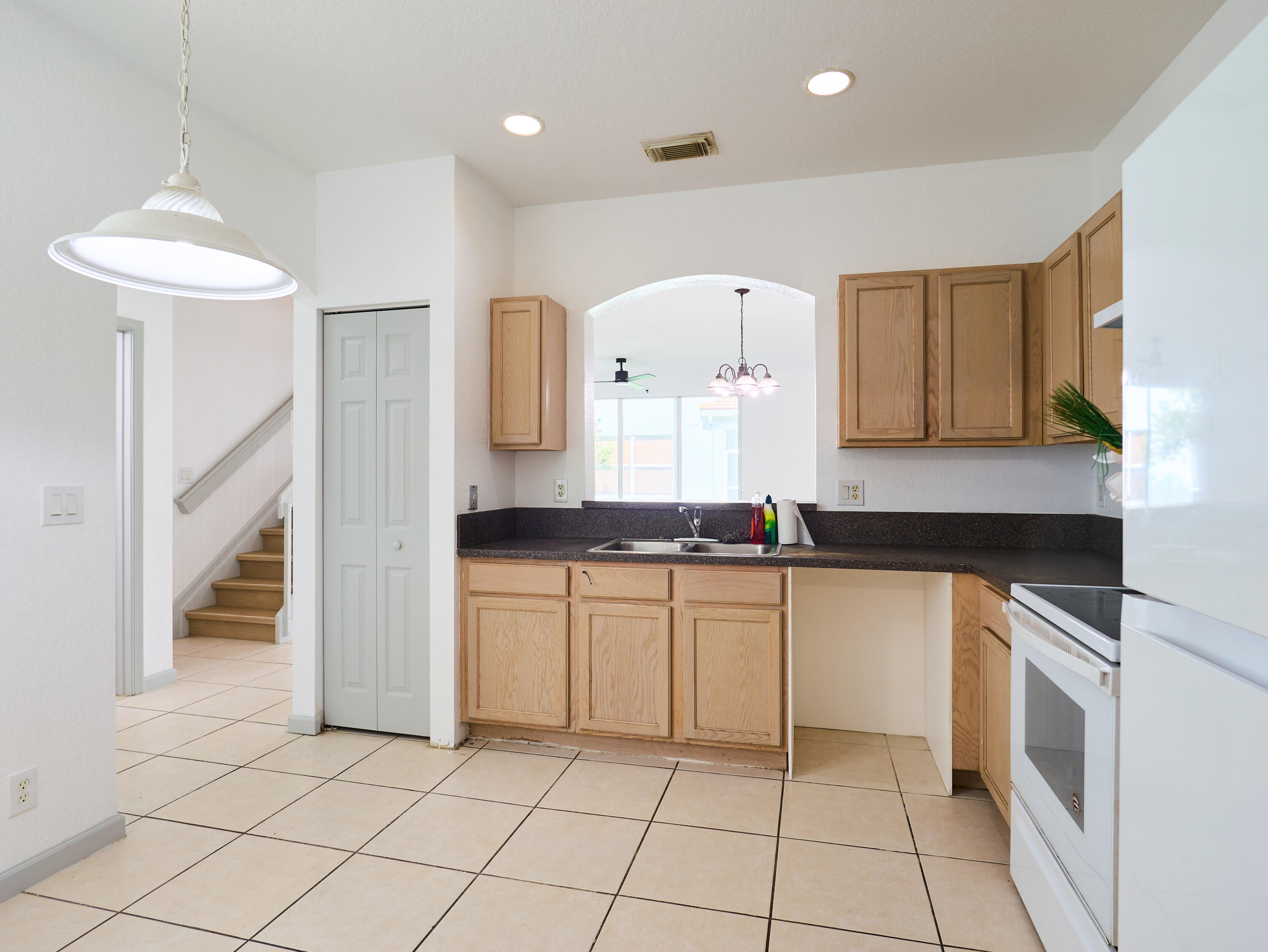 2052 Oakhurst Way Riviera Beach, FL 33404 - Photo 2 of 36 P1172324_HDR
