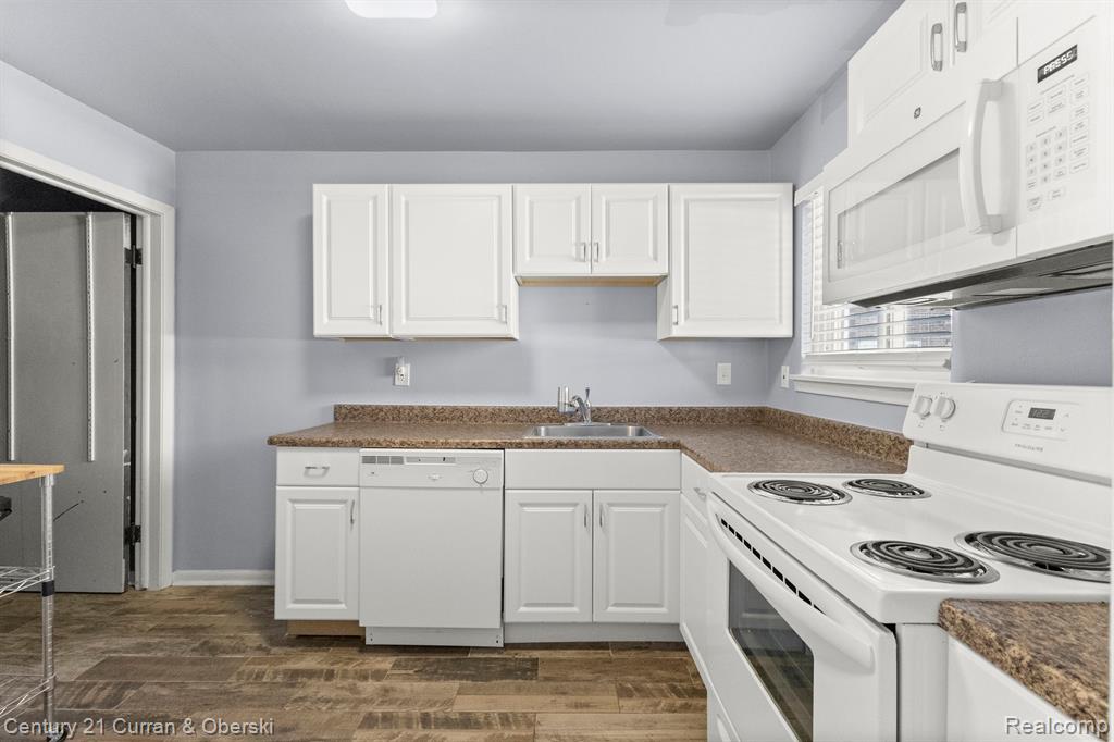 10029 Middlebelt Road Livonia, MI 48150 - Photo 14 of 37