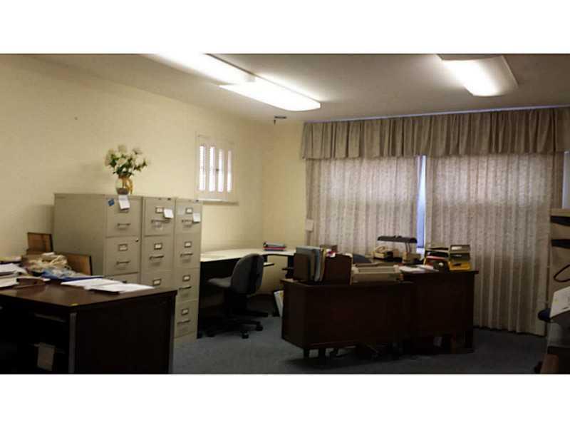 1310 St Paris Pike Springfield, OH 45504 - Photo 4 of 15