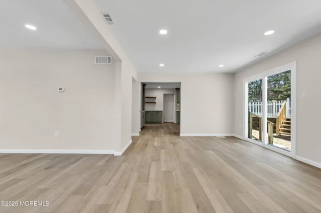 $639,000 | 5 Buxton Court, Barnegat, NJ 08005