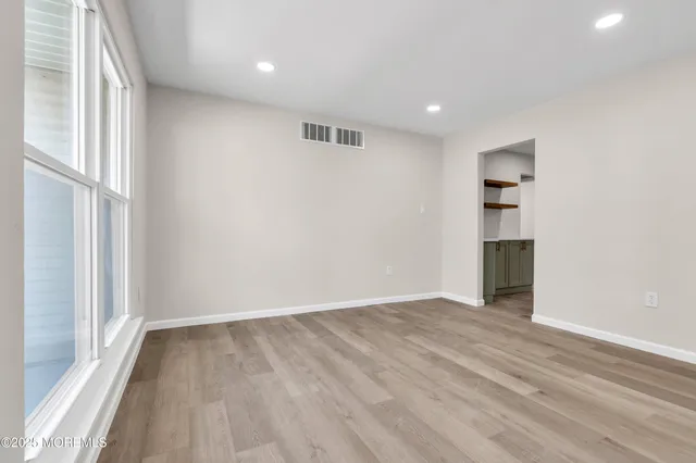 $639,000 | 5 Buxton Court, Barnegat, NJ 08005