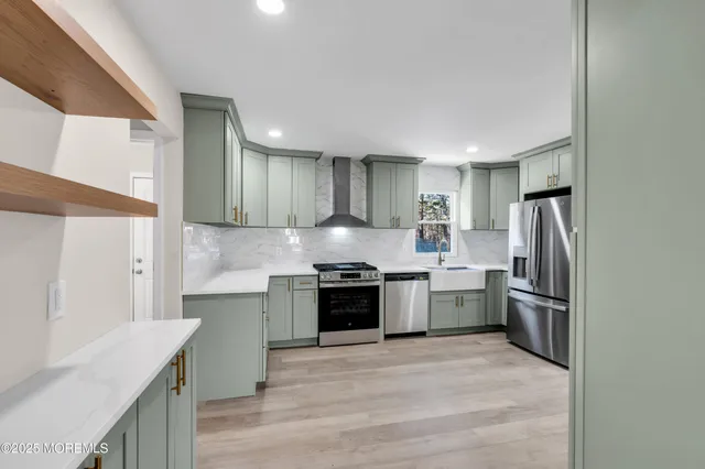 $639,000 | 5 Buxton Court, Barnegat, NJ 08005