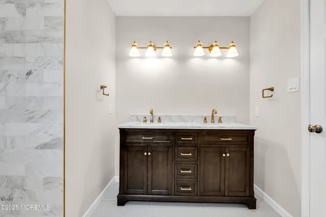 $639,000 | 5 Buxton Court, Barnegat, NJ 08005