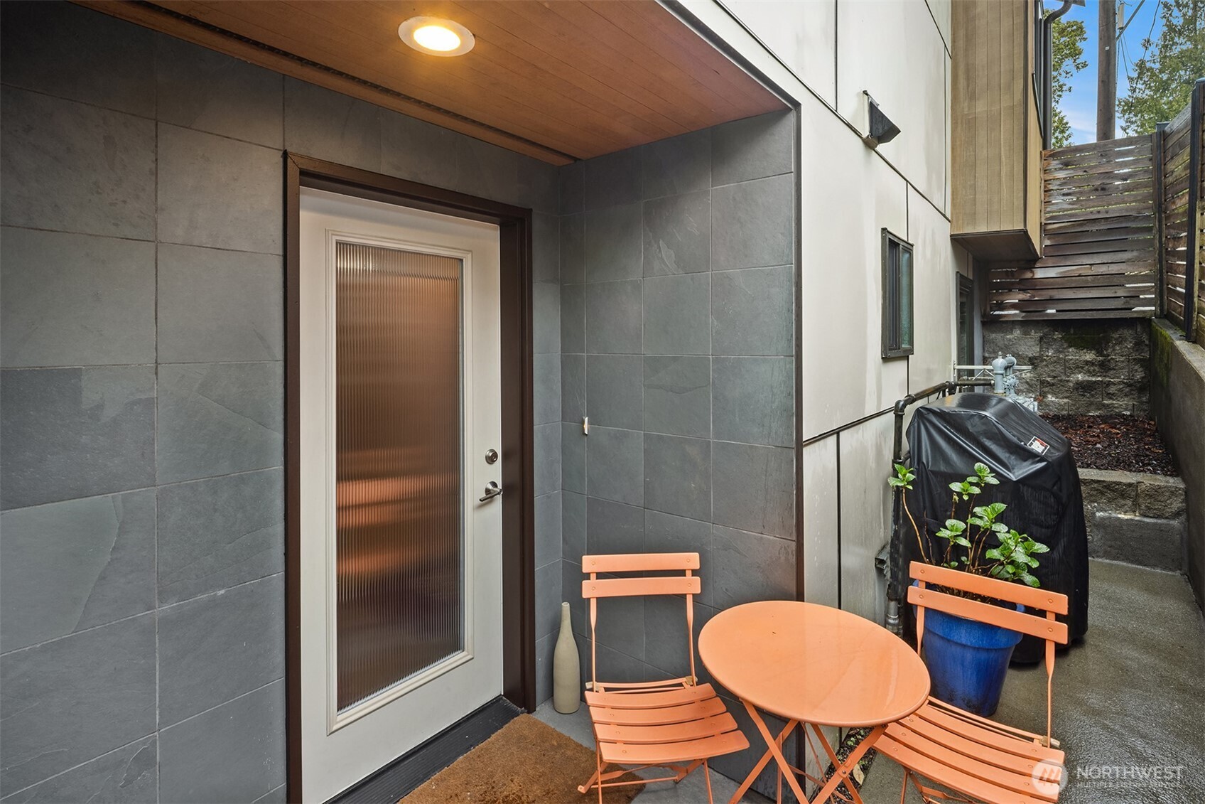3010 Northeast 55th Street Seattle, WA 98105 - Photo 19 of 30