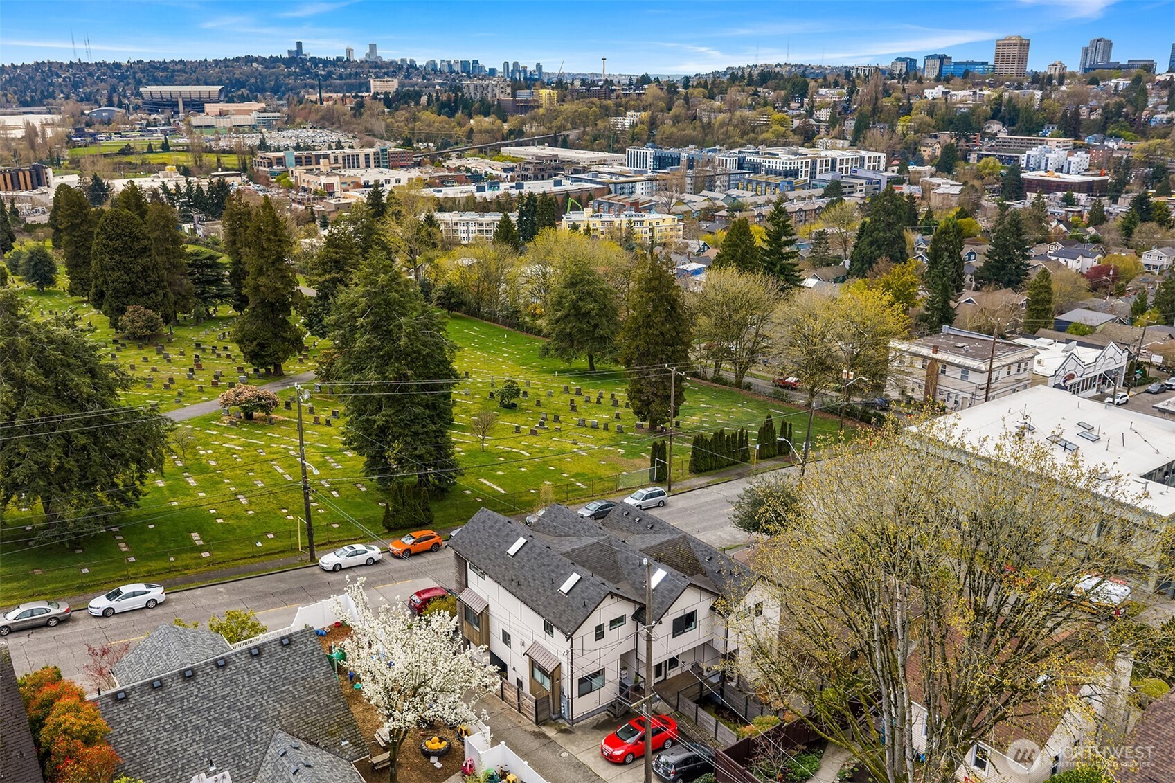 3010 Northeast 55th Street Seattle, WA 98105 - Photo 26 of 30