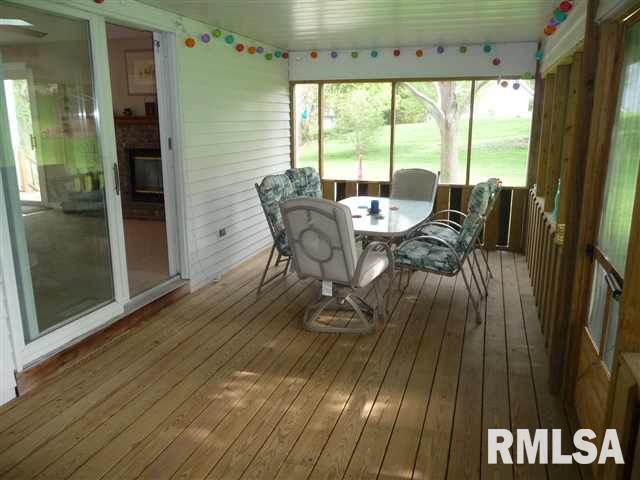 3121 Greenfield Road Bettendorf, IA 52722 - Photo 6 of 9 Gallery Image 6