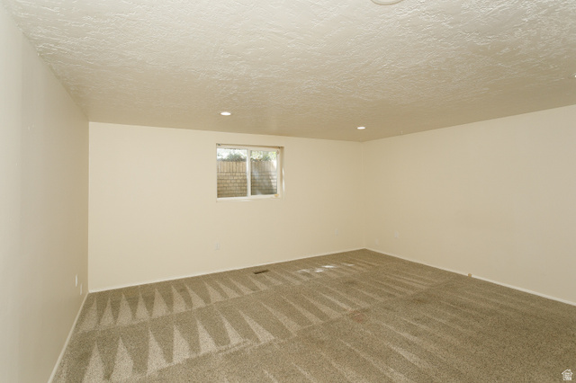 1349 Madera Drive Bountiful, UT 84010 - Photo 18 of 27